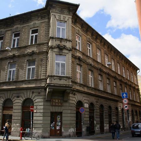 Walnuttree Loft Style Prestige Apartment Budapeşte Dış mekan fotoğraf